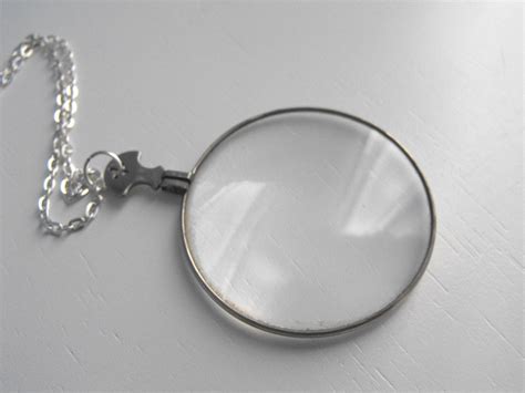 Vinatage Glass Monocle Necklace with Silver Chain
