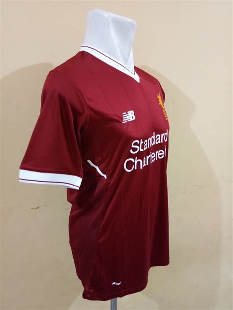 After a season which saw them play some of the most visually appealing soccer in the world, a whole new generation of liverpool fans is looking for their. Jual Jersey Liverpool Home 2017 2018 Grade Ori - Kaos Baju ...