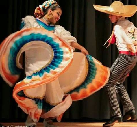 pin by laura moreno on ballet folklorico ballet folklorico ballet fun