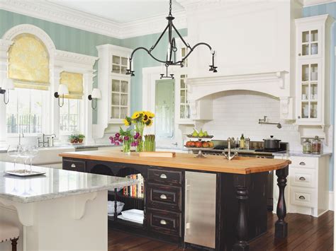 Country White Kitchen Luxe Interiors Design