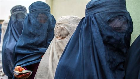 Los Suizos Aprueban Prohibir El Burka Y Ocultar El Rostro En Público El Liberal