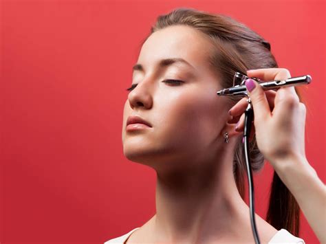 The Pros And Cons Of Airbrush Makeup What Is Airbrush Makeup