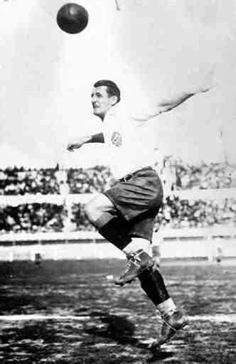 Jose Nasazzi Of Uruguay In Action At The 1930 World Cup Finals Уругвай