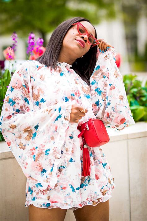 ROCKING ROMPER - HOW TO STYLE A FLORAL ROMPER | Floral romper
