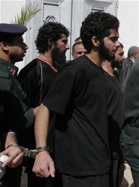 Yemeni Court Sentences 2 Shiite Rebels To Death