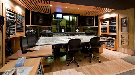 Recording Studios At Rs 5000visit रिकॉर्डिंग स्टूडियोज़