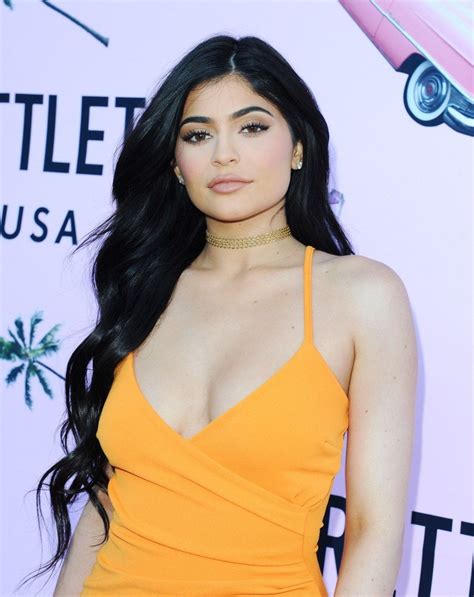 Kylie Jenner Sexy 20 Photos Video Thefappening