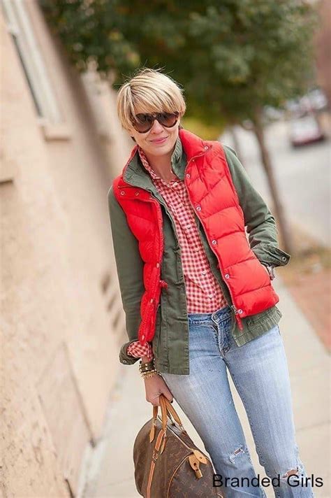 outfits  puffer vest  ways  wear puffer vest fashionably