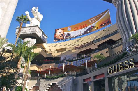 Hollywood And Highland In Los Angeles Los Angeles Top Entertainment