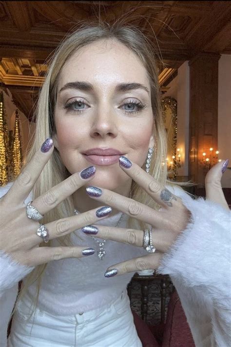 Holiday Nails 8 Trend Ig Per Le Unghie Che Amerete The Collector