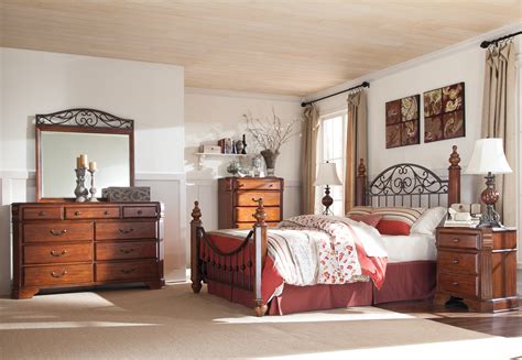 Chicago cheap mattress 11 reviews mattresses 3907 n. Wyatt Poster Bedroom Set | Marjen of Chicago | Chicago ...