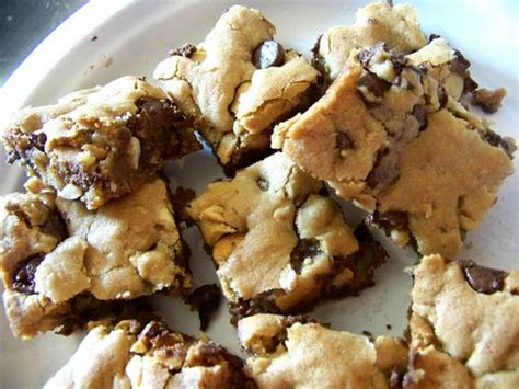 Easy And Quick Blondie Brownies Look Like You Spent Hours