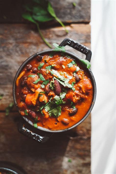 I know lentil chilli doesn't initially sound desperately exciting, however, bear with me here. Vegan Bean + Lentil Chili | Recipe | Vegan chilli, Recipes ...
