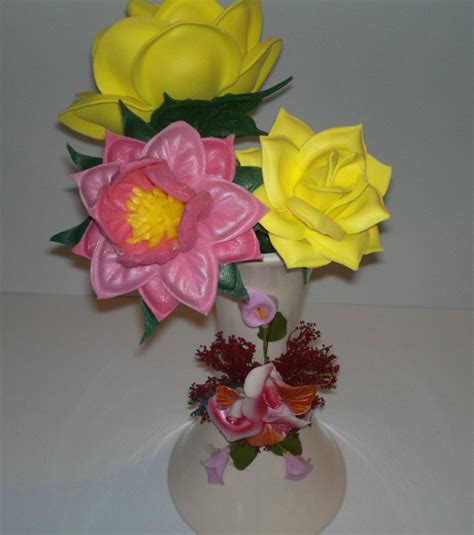 Flores Rosas Crisantemos En Foami Termo Formado Pequeñas Bs 350 En
