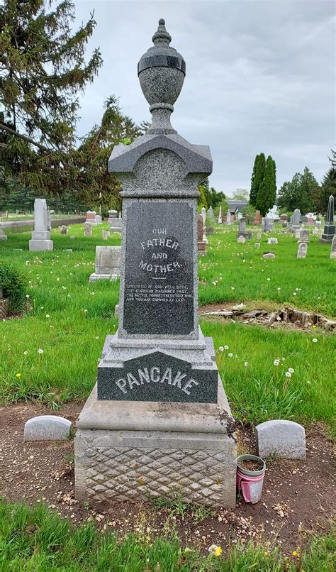 Pancake's - Salem Cemetery, Ligonier, Indiana : r/CemeteryPorn