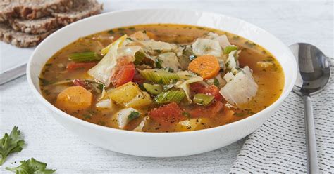 Die vitaminreiche Kohlsuppe ist nicht nur ein tolles Powerfood für