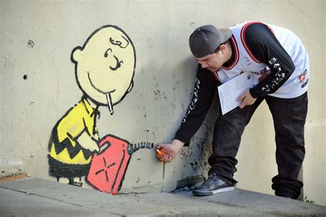 Banksy Face - Is THIS the real face of Banksy? Robert Del Naja? | Urban