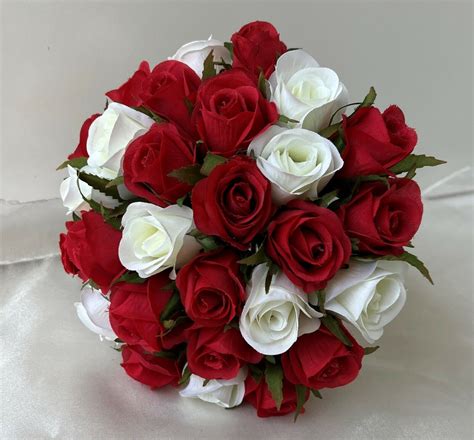 Silk Wedding Flower Red White Roses Bouquet Rose Flowers Posy Fake