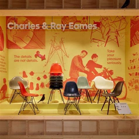 The post 2014 release of new fiberglass dsw chairs include. Vitra Stoel Eames Fiberglass Side Chair DSW (esdoorn ...