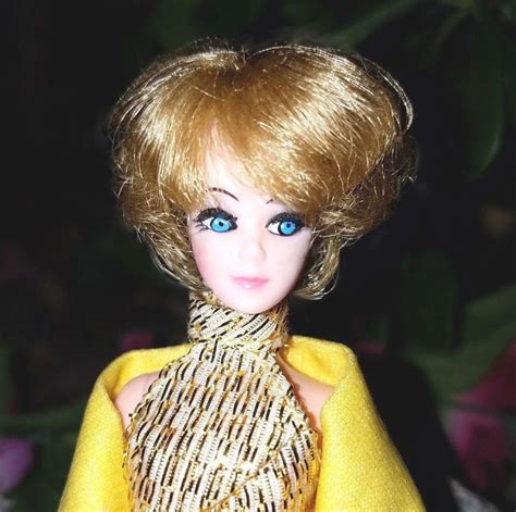 vintage dawn doll side part short hair blue eyes head to toe jessica unusal topper dolls