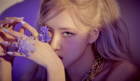 Lead Blackpinks Rose Says Songs For Debut Solo Album R Came Like