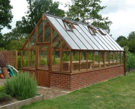 How To Purchase A Small Inexpensive Greenhouse