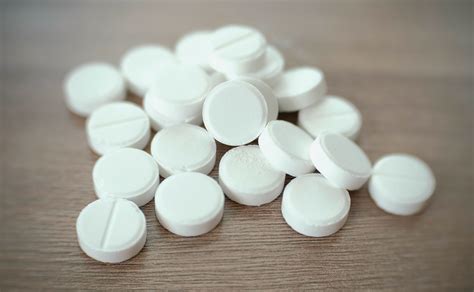 May cause nausea and vomiting, dizziness, and headache (oxycodone component). How Long Does Percocet Stay in Your System?
