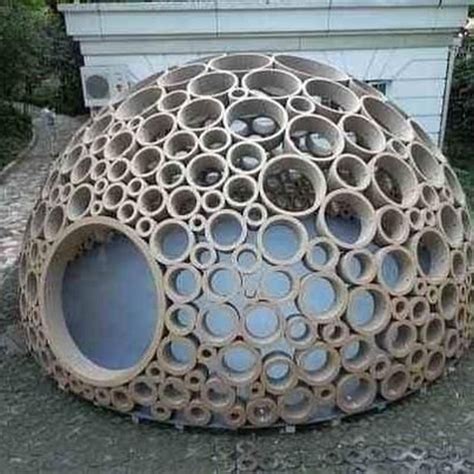 A properly constructed igloo can have an inner temperature ranging from −7 °c (19 °f) to 16 °c (61 °f), even if the. How to Make a Cardboard Igloo For Your Cat | Craft ...