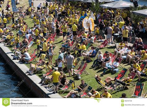 Dortmund en la actual temporada. BVB Fans / Borussia Dortmund Fans At Riverside In Berlin ...