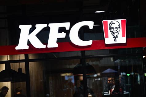 Kfc malaysia's international women's day logo with claudia. logo: Logo Kfc Espace