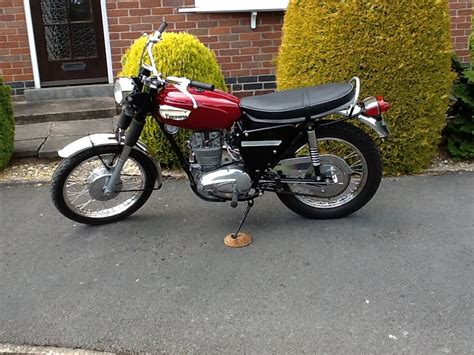 You want to buy a triumph trophy 250 classic car? 1968 Triumph trophy 250 tr25w SOLD | Car And Classic