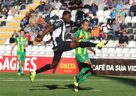 Tondela played against portimonense in 2 matches this season. Portimonense recebe Tondela em «jogo determinante»