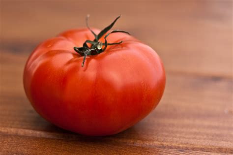 Red Tomato · Free Stock Photo