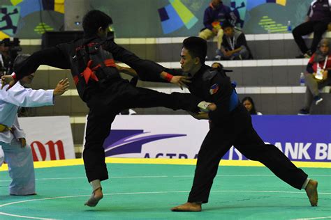 We provide panduan pencak silat apk 1.0 file for android 2.3 and up or blackberry (bb10 os) or kindle fire and many android phones such as it's easy to download and install to your mobile phone (android phone or blackberry phone). Pertandingan Pencak Silat Ditentukan Dengan - Blog Sekolah
