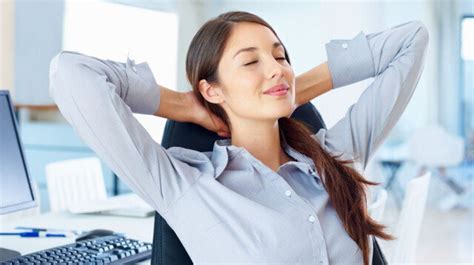 How To Relax At Your Desk Calming Muscles On The Job Huffpost Canada