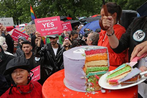 Germany Legalizes Same Sex Marriage Fow 24 News