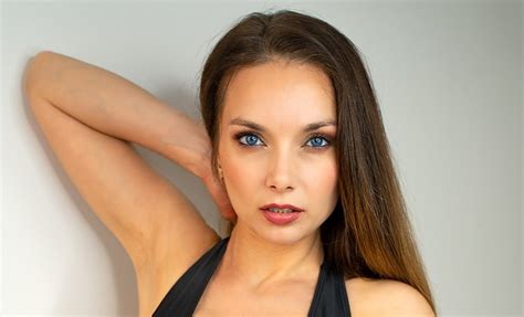 Xenia Crushova Bio Age Height Wiki Models Biography