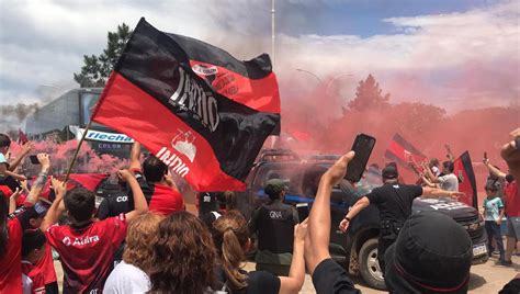 Descarga maravillosas imágenes gratuitas sobre colón. El plantel de Colón tuvo una multitudinaria despedida ...