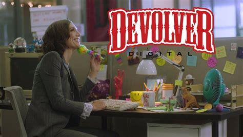 Devolver digital hold an alternative event in the car park to showcase how they think gaming events should be run. Devolver Digital fecha oficialmente su conferencia del E3 2021