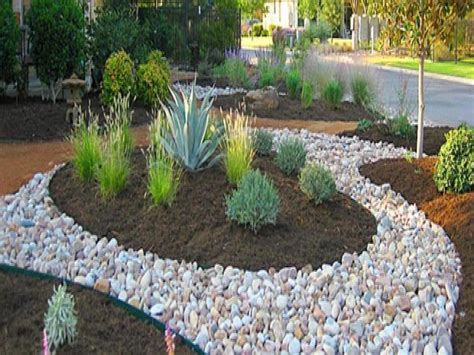 35 Cheap Landscaping Ideas With Rocks And Mulch Landscapingmulch
