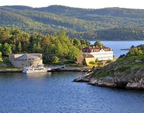 Oscarsborg Fortress A Picturesque Island That Represents A Monument To