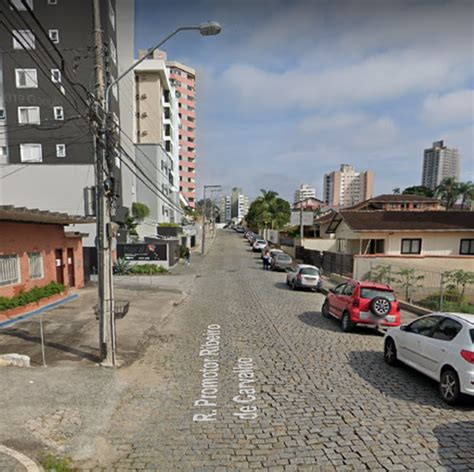 Rua Do Bairro Vila Nova Em Blumenau Passa Por Melhorias Na Rede De Esgoto