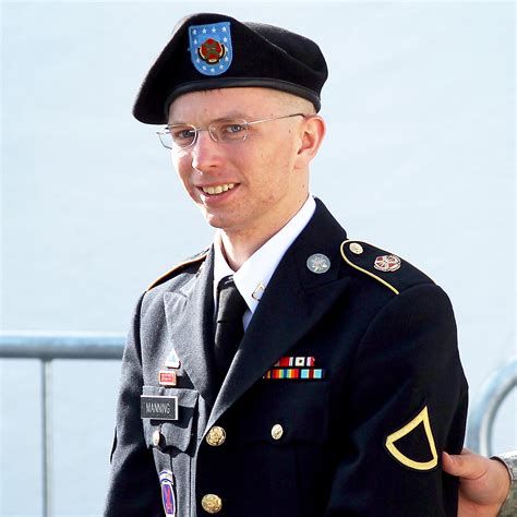 Chelsea manning (born bradley edward manning, 1987) is a former us army soldier who released a large quantity of restricted material to the public in 2010. Chelsea Manning Steps Out to Go Shopping in New York