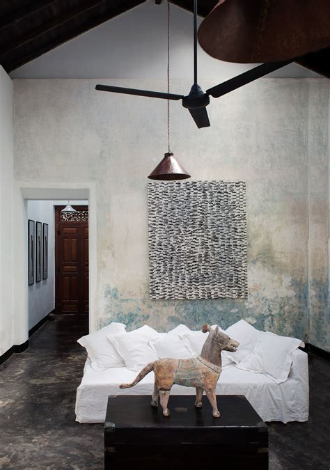 Lunuganga estate was the country home of the renowned sri lankan architect geoffrey bawa.the garden at the lunuganga estate was his first muse and printable scripture art is great to decorate any room of your home, whether bedroom, living room or hallway. Sea Change: Expat House Sri Lanka | Interior design ...