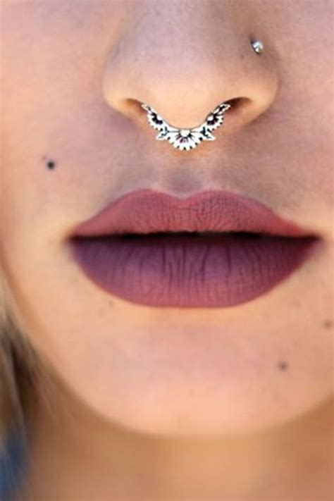 150 Septum Piercing Ideas And Faqs Ultimate Guide 2019 Septum Piercing Piercing Ideen Piercing