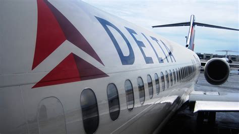 Photos Delta Begins Receiving Boeing 717s Airlinereporter