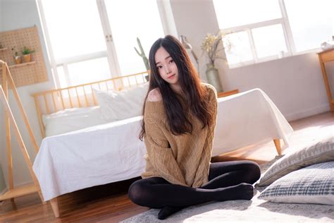 Asian Bed Brunette Girl Lying Down Sweater Legs Pantyhose Hd