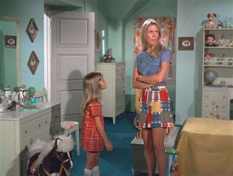 What To Love About The Bewitched House Fashion Tv Elizabeth Montgomery Bewitched Tv Show