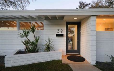 46 Stunning Mid Century Modern Yard Decor To Add To Your List Mid