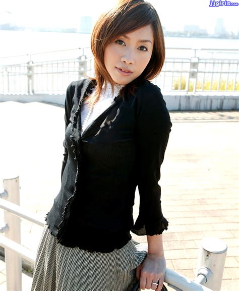 Girl Real Estate Kanako Mitsui
